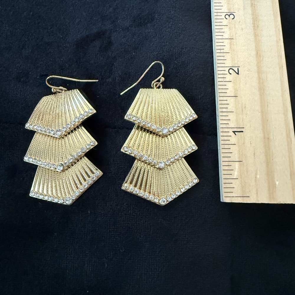 Elegant Gold Tiered Earrings